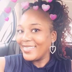 Meet your Posher, Katrina queent